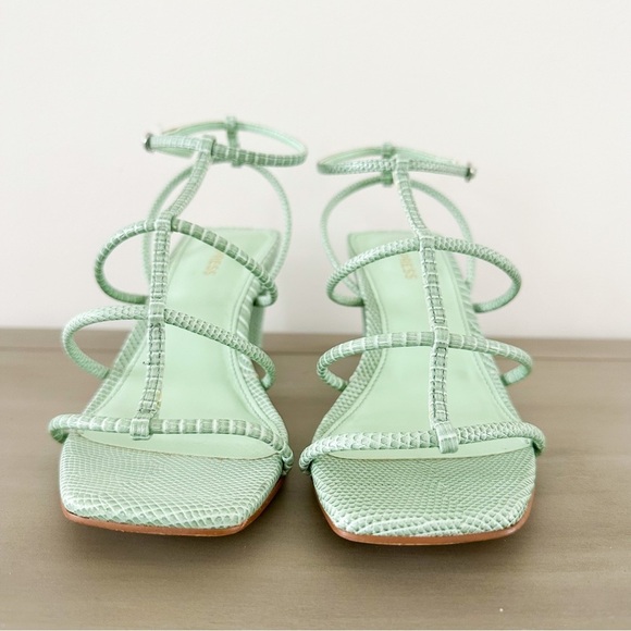 Express Mint Pastel Green Snakeskin Strappy Chunky heel Sandals sz 7 - Picture 3 of 7